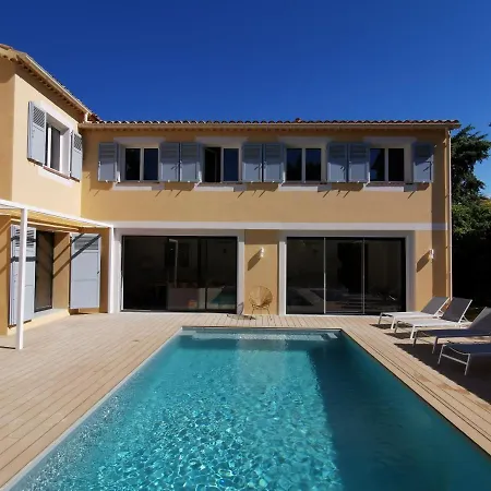 Captivating 8Bed House In Saint-Tropez Beach 25Min Σπίτι διακοπών